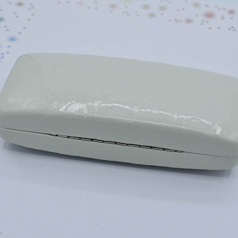 Coach Cream Embossed Logo Clam Hard Shell Eye Glasses Case - Picture 5 of 7